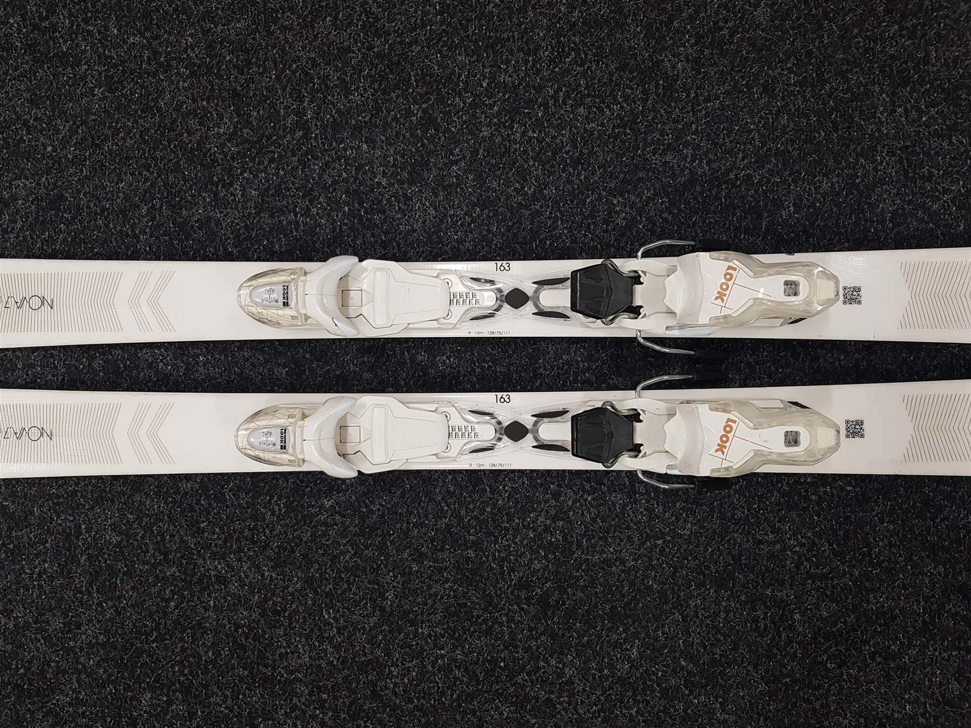 Gebrauchte ROSSIGNOL Nova.7 LTD Ski + Look XPress 11 Bindungen