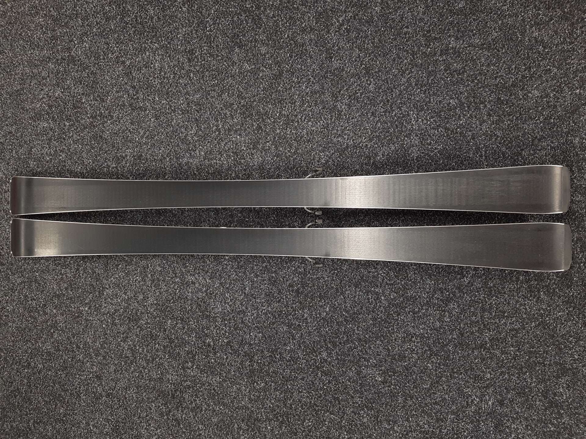 Gebrauchte ROSSIGNOL Nova.7 LTD Ski + Look XPress 11 Bindungen