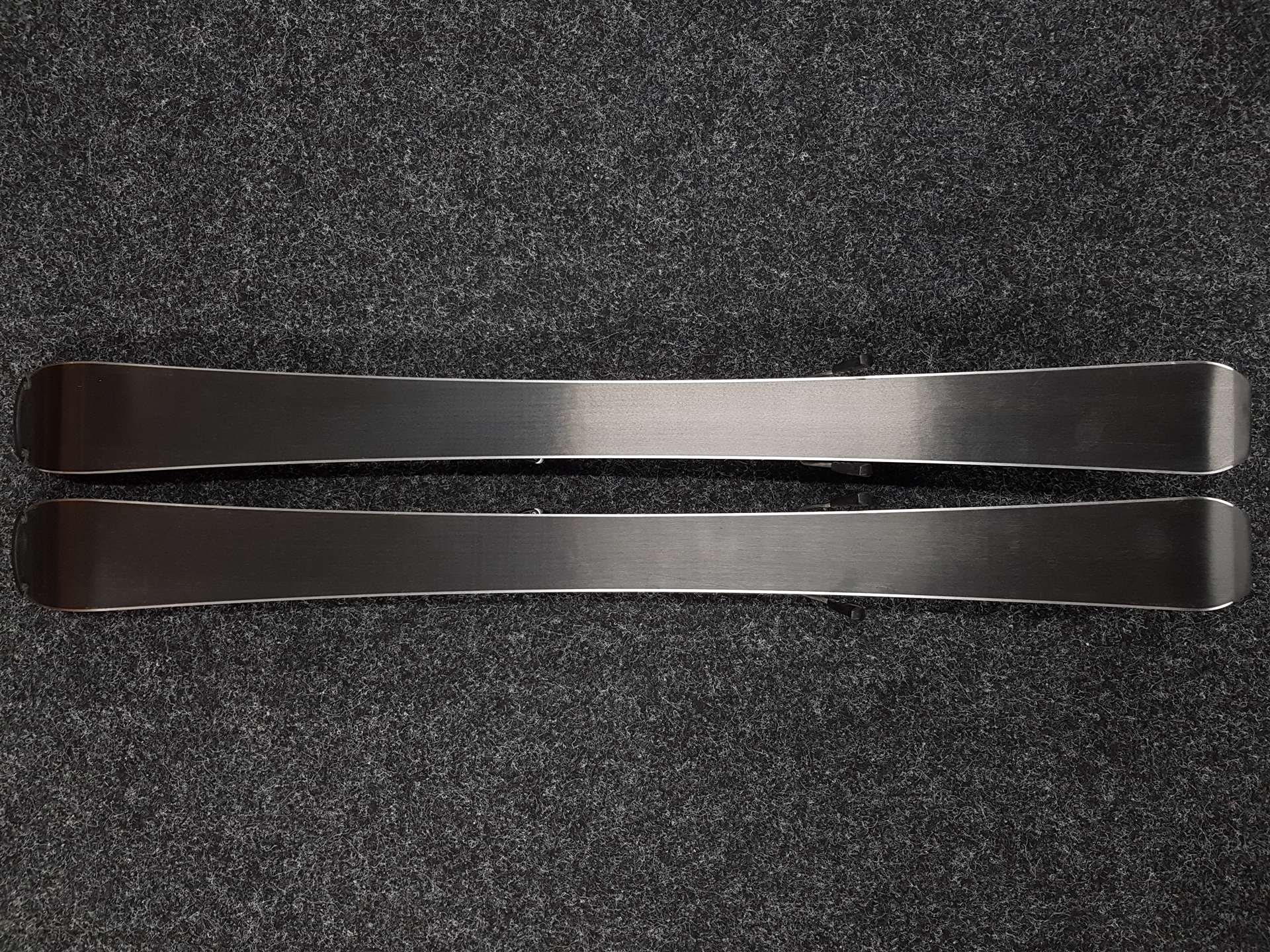 Použité detské lyže SPORTEN ROCKER + viazanie Tyrolia SLR 4,5