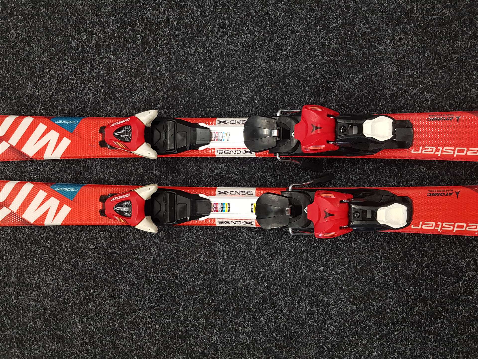 Gebrauchte Kinderski ATOMIC Redster XT + Atomic XTE 7 Bindungen