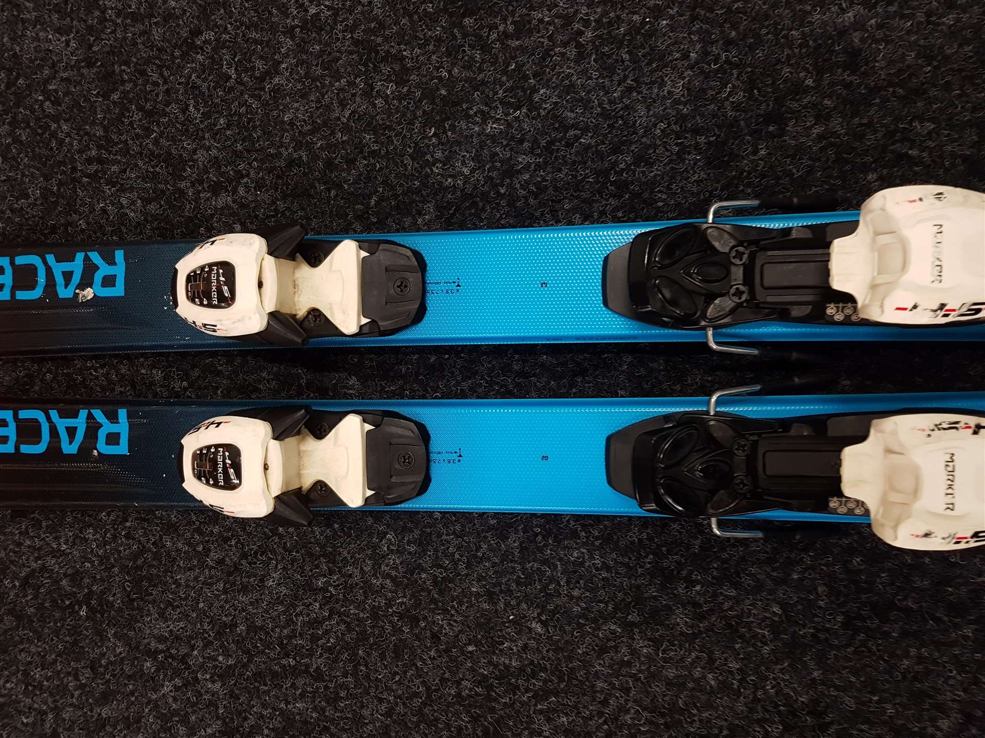 Sci VOLKL Racetiger GS 13 usati + attacchi Marker 4.5