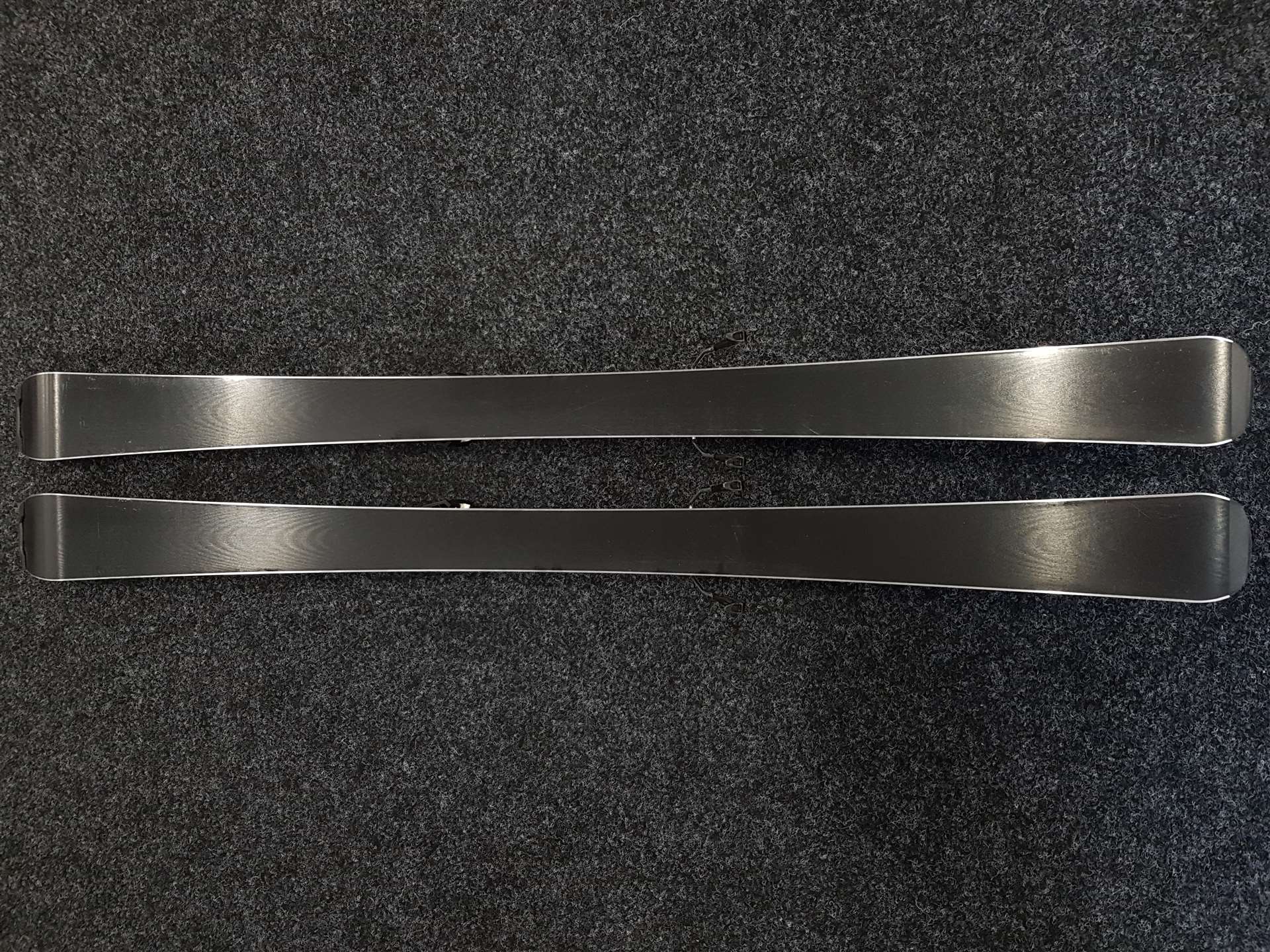 Używane narty McKinley Pulse + wiązania McKinley JW 5.5