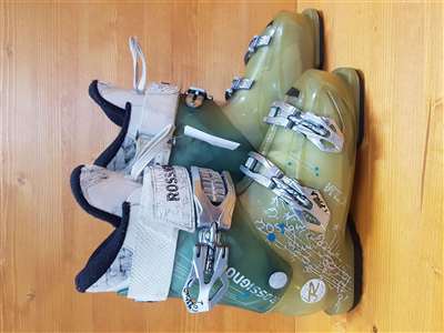 Clăpari de schi ROSSIGNOL Kelia second-hand