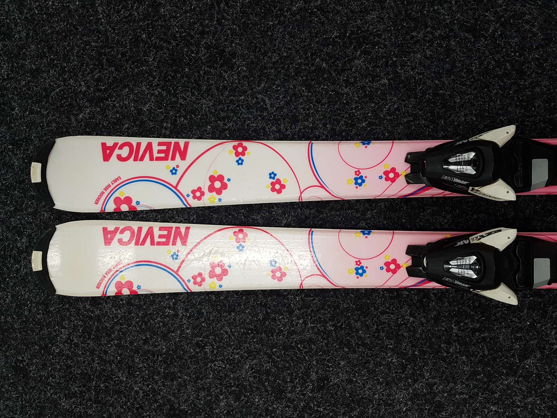 Gebrauchte Kinderski NEVICA Meribel + EZYTRAK ETK 5 Bindungen