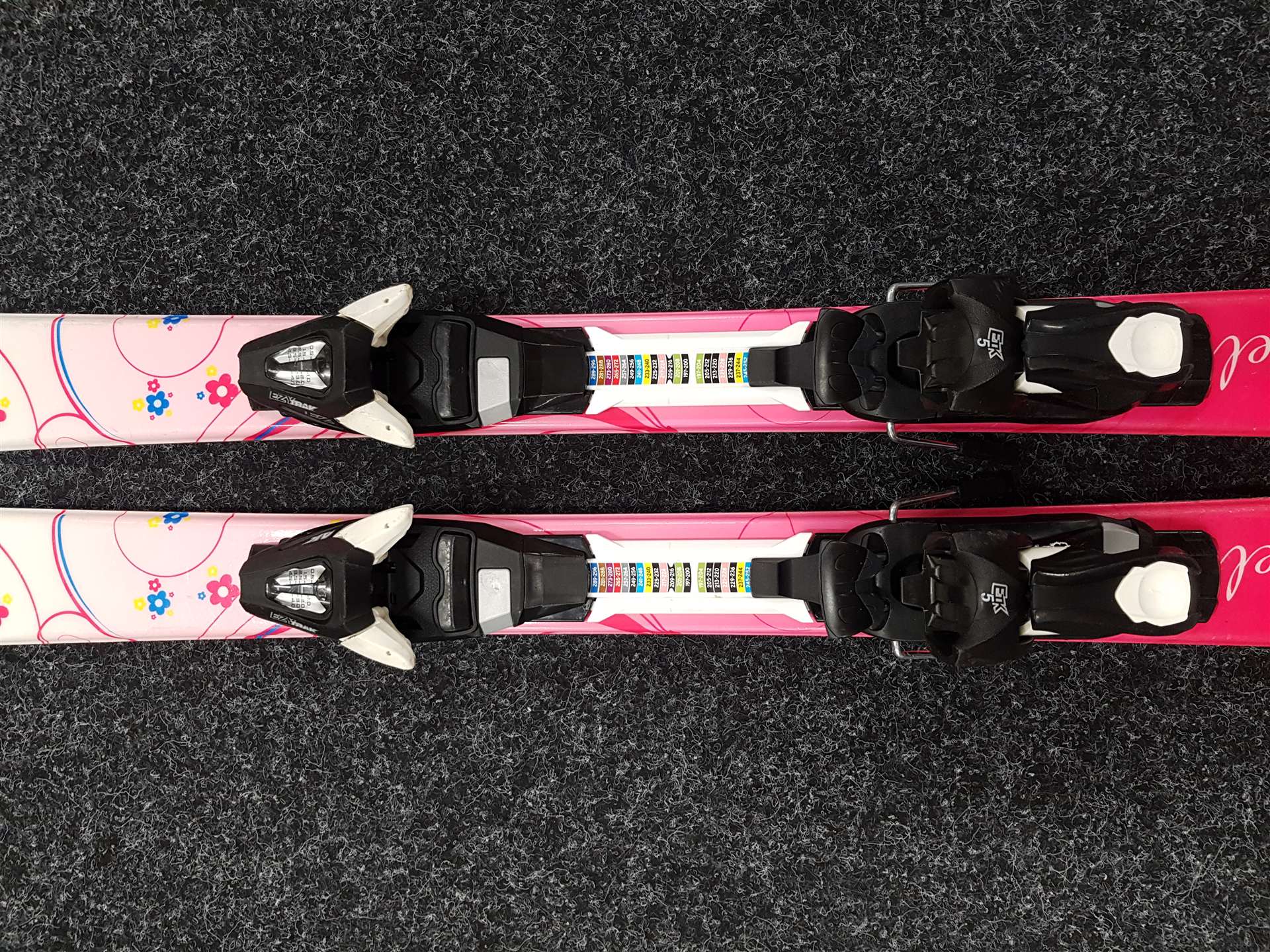 Gebrauchte Kinderski NEVICA Meribel + EZYTRAK ETK 5 Bindungen