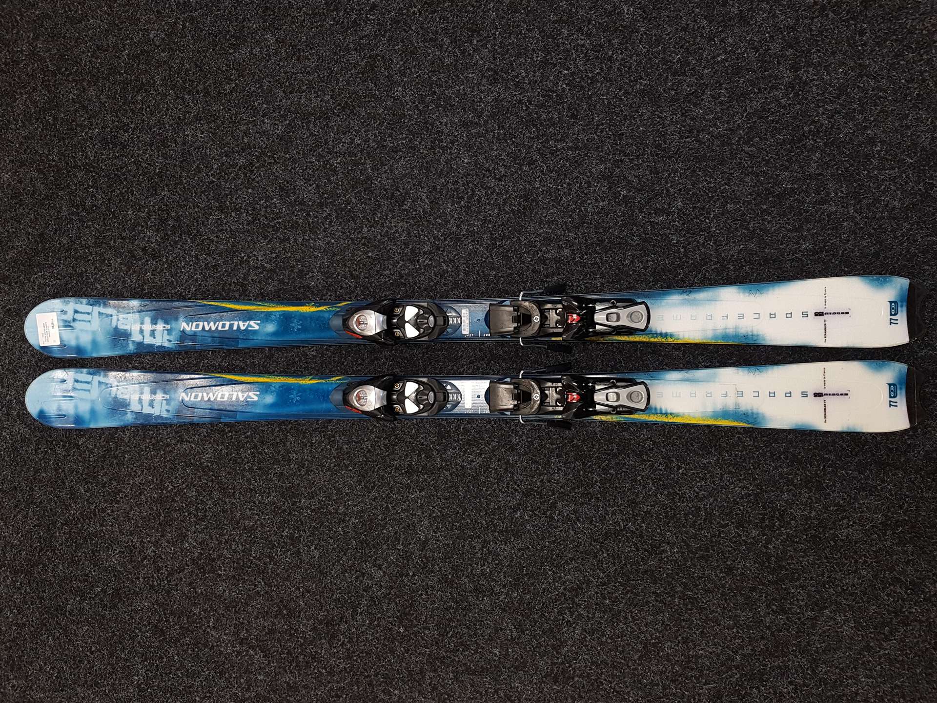 Skis SALOMON SPACEFRAME d'occasion + fixations Salomon 5711