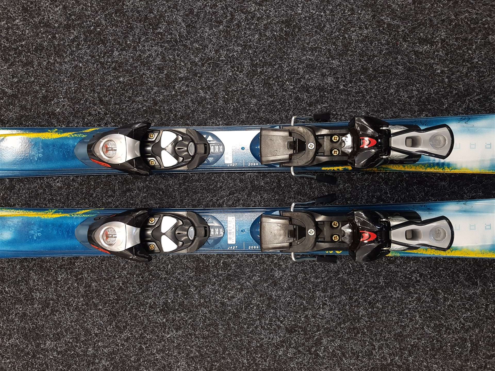 Skis SALOMON SPACEFRAME d'occasion + fixations Salomon 5711