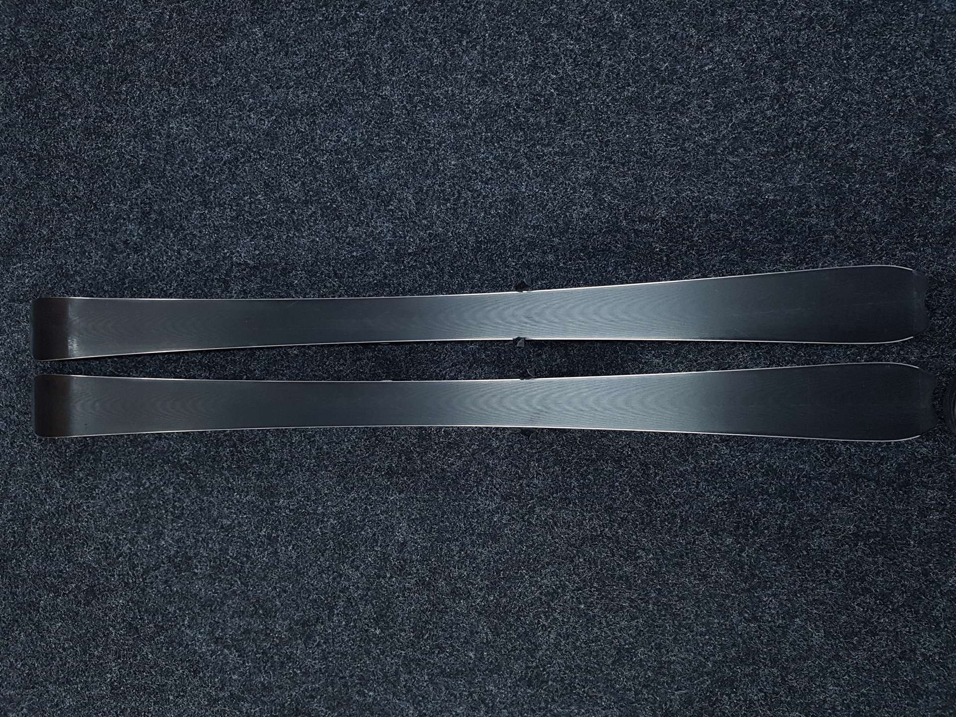 Skis SALOMON SPACEFRAME d'occasion + fixations Salomon 5711