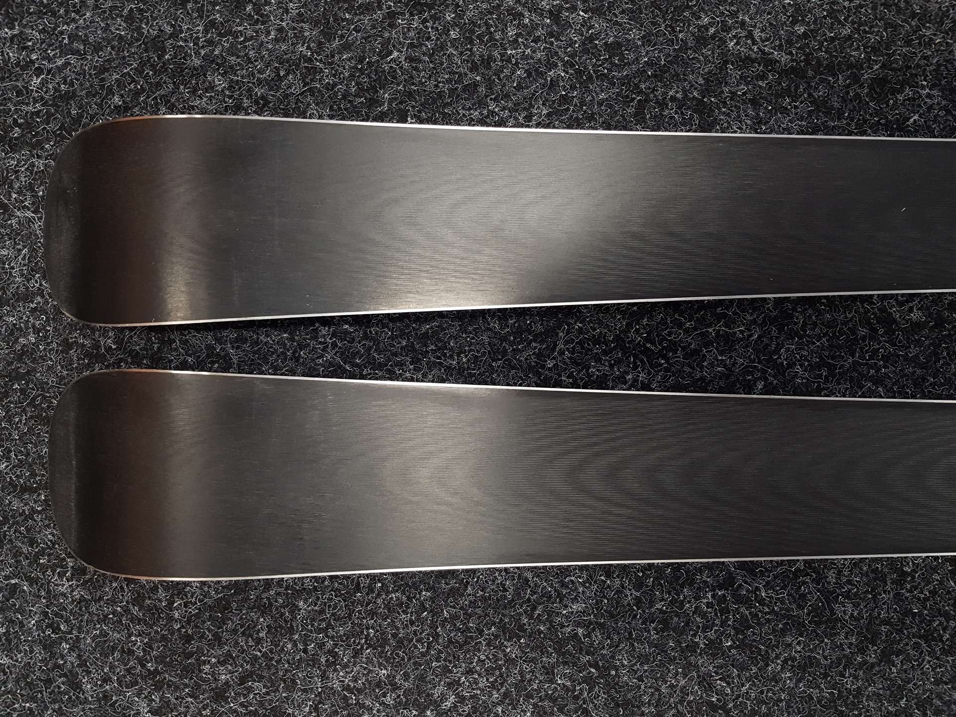 Skis SALOMON SPACEFRAME d'occasion + fixations Salomon 5711