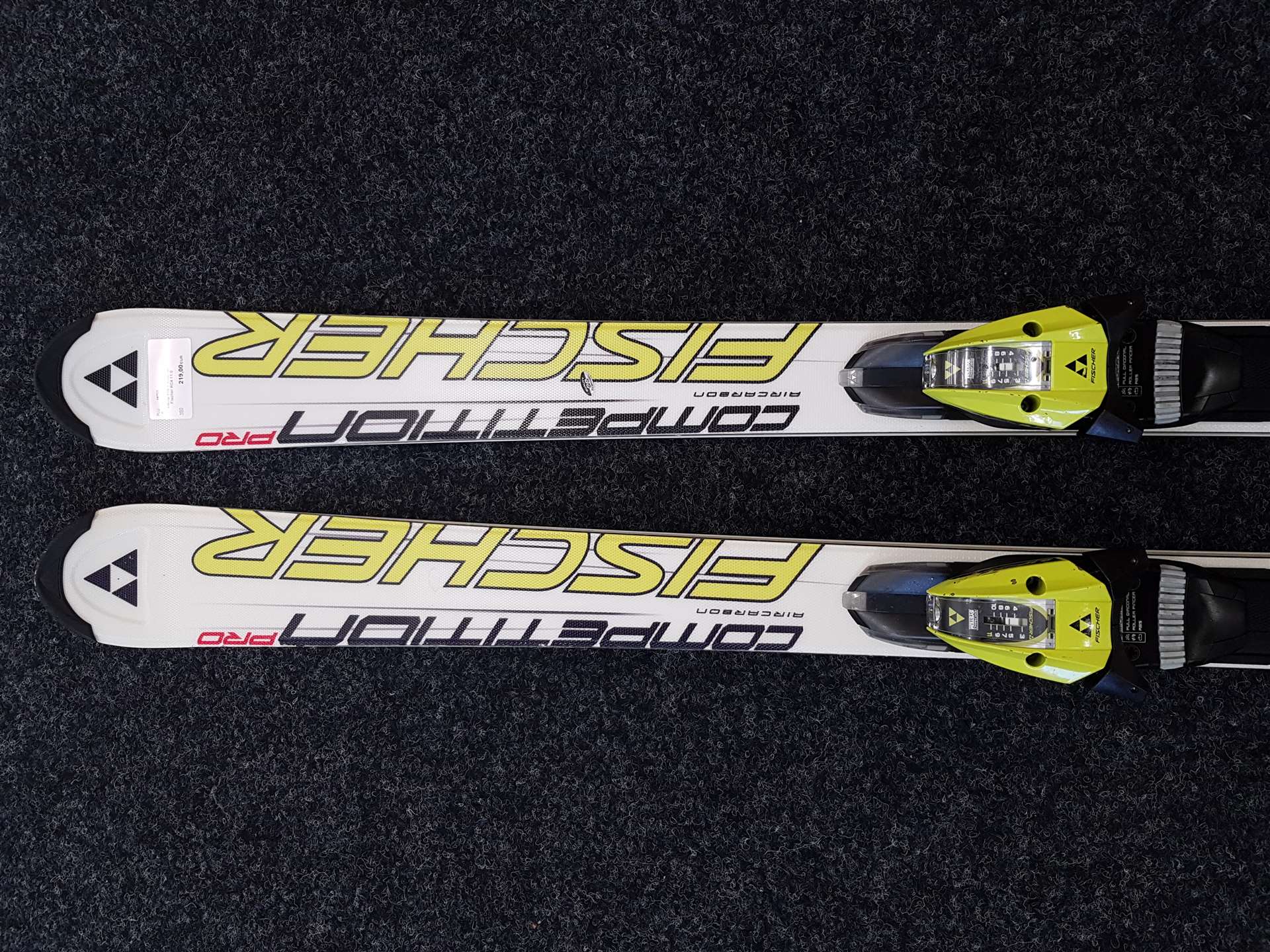 Použité lyže FISCHER RC4 Comp Pro + vázání Fischer RC4 11.0