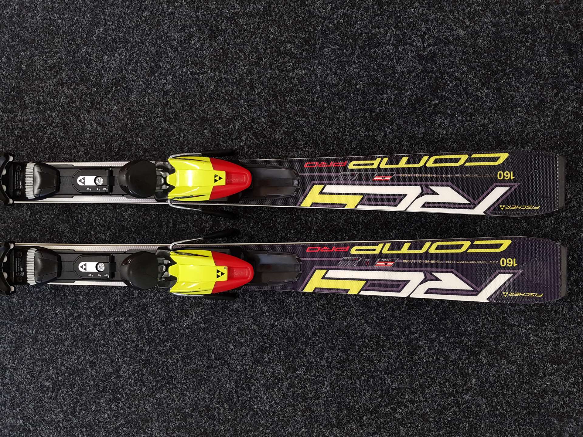 Použité lyže FISCHER RC4 Comp Pro + vázání Fischer RC4 11.0