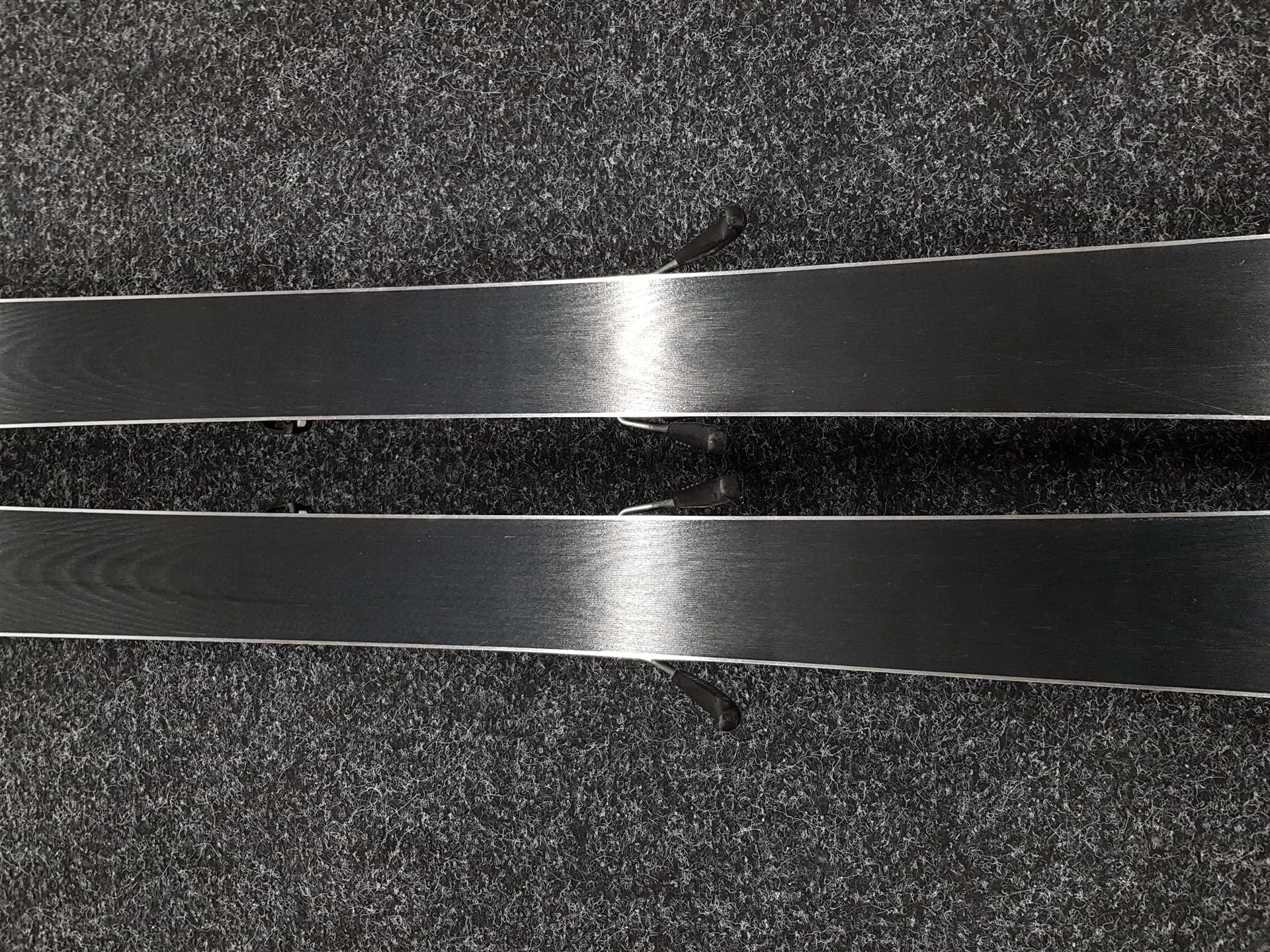 Skis FISCHER Inspire d'occasion + fixations Fischer RS 9