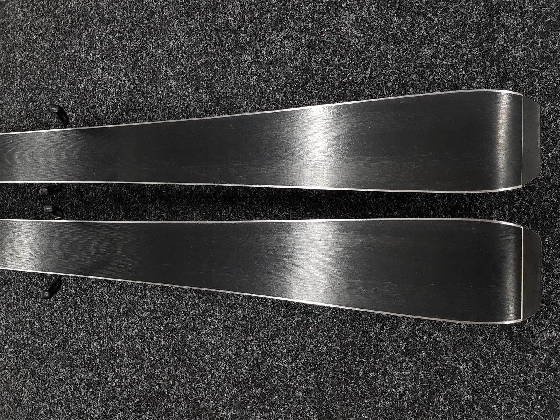 Skis FISCHER Inspire d'occasion + fixations Fischer RS 9