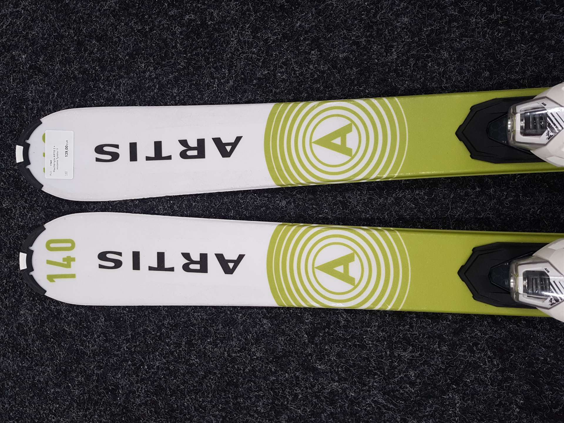 Esquís ARTIS 2 usados + fijaciones Tyrolia 11
