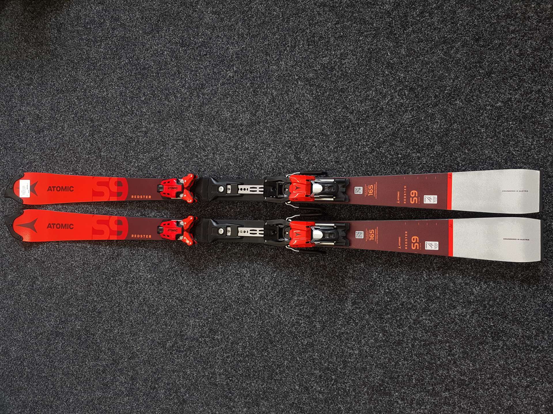 Použité lyže ATOMIC Redster S9 + viazanie Atomic 9LX 16