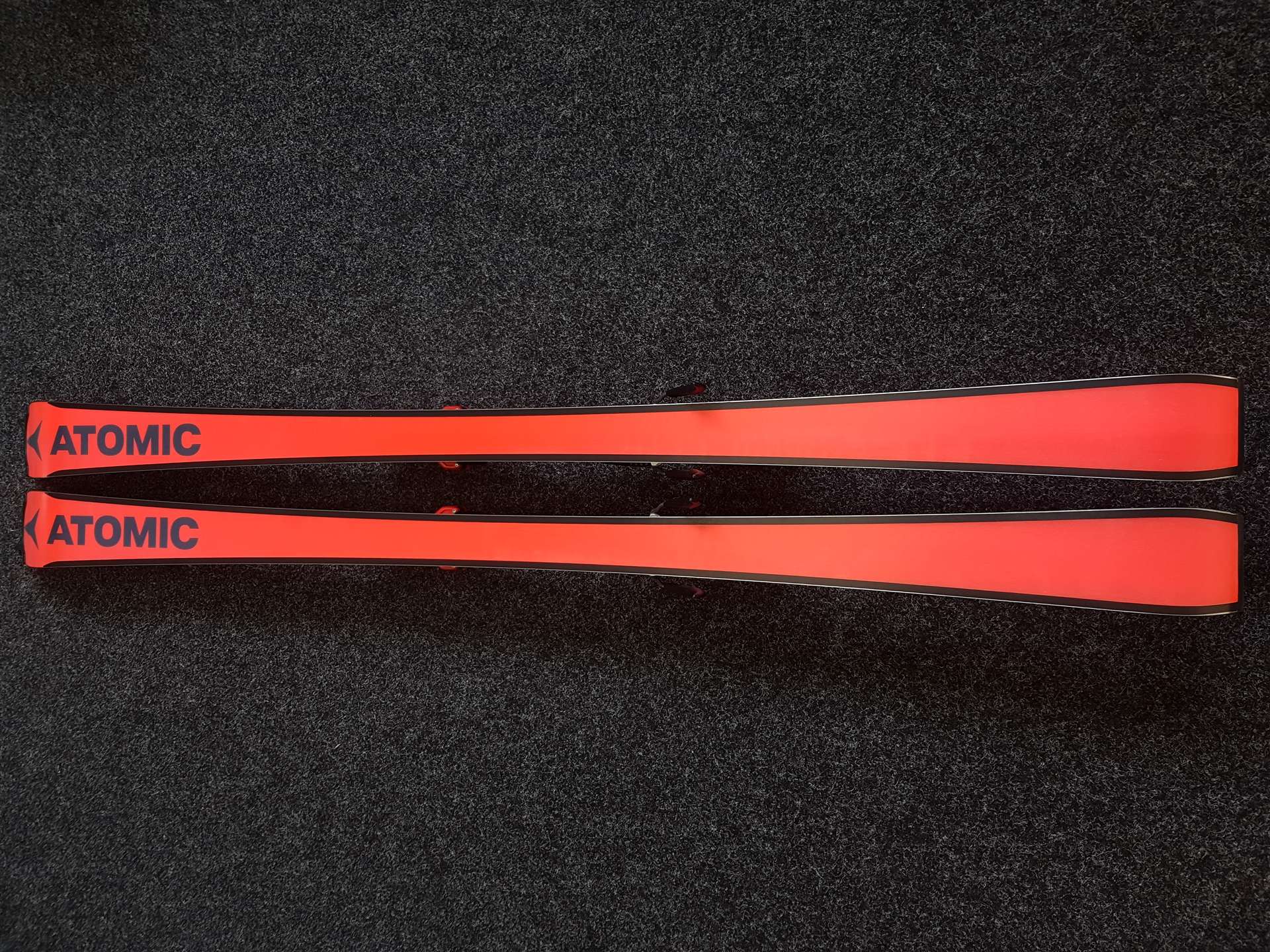 Použité lyže ATOMIC Redster S9 + viazanie Atomic 9LX 16