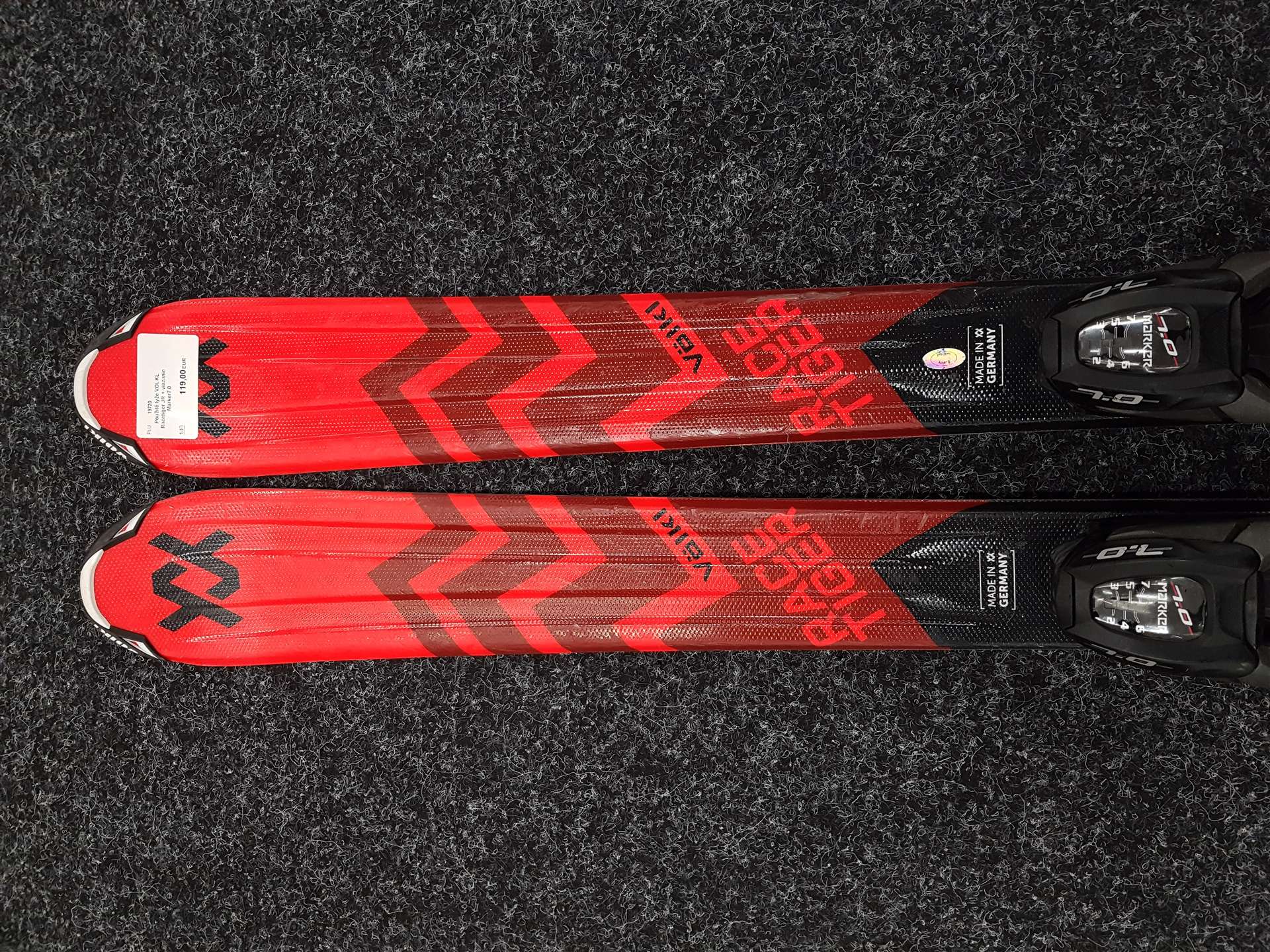 Esquís VOLKL Racetiger JR usados + fijaciones Marker7.0