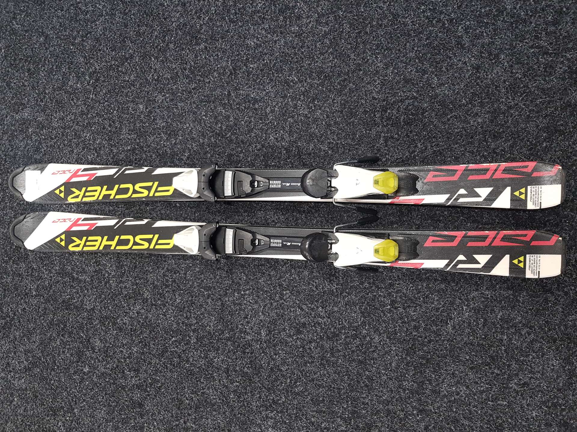 Gebrauchte Kinderski FISCHER RC 4 + Bindungen Fischer FJ 7.5