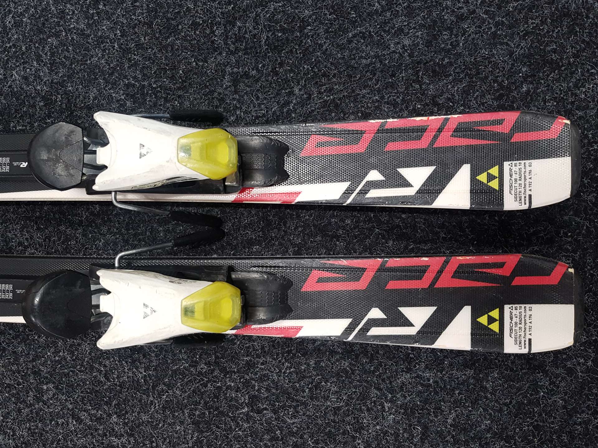 Gebrauchte Kinderski FISCHER RC 4 + Bindungen Fischer FJ 7.5
