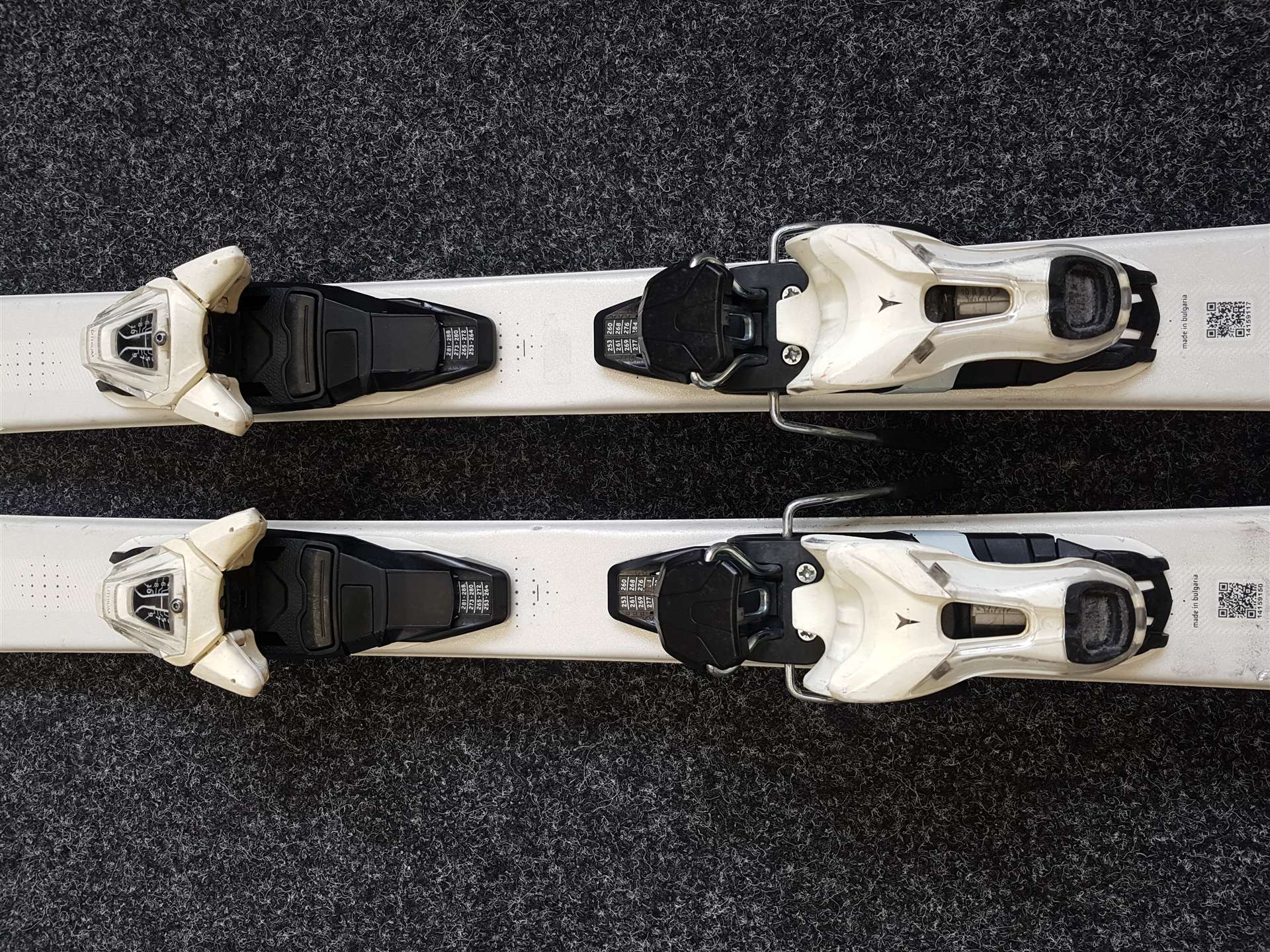 Použité lyže ATOMIC Cloud + viazanie Atomic10