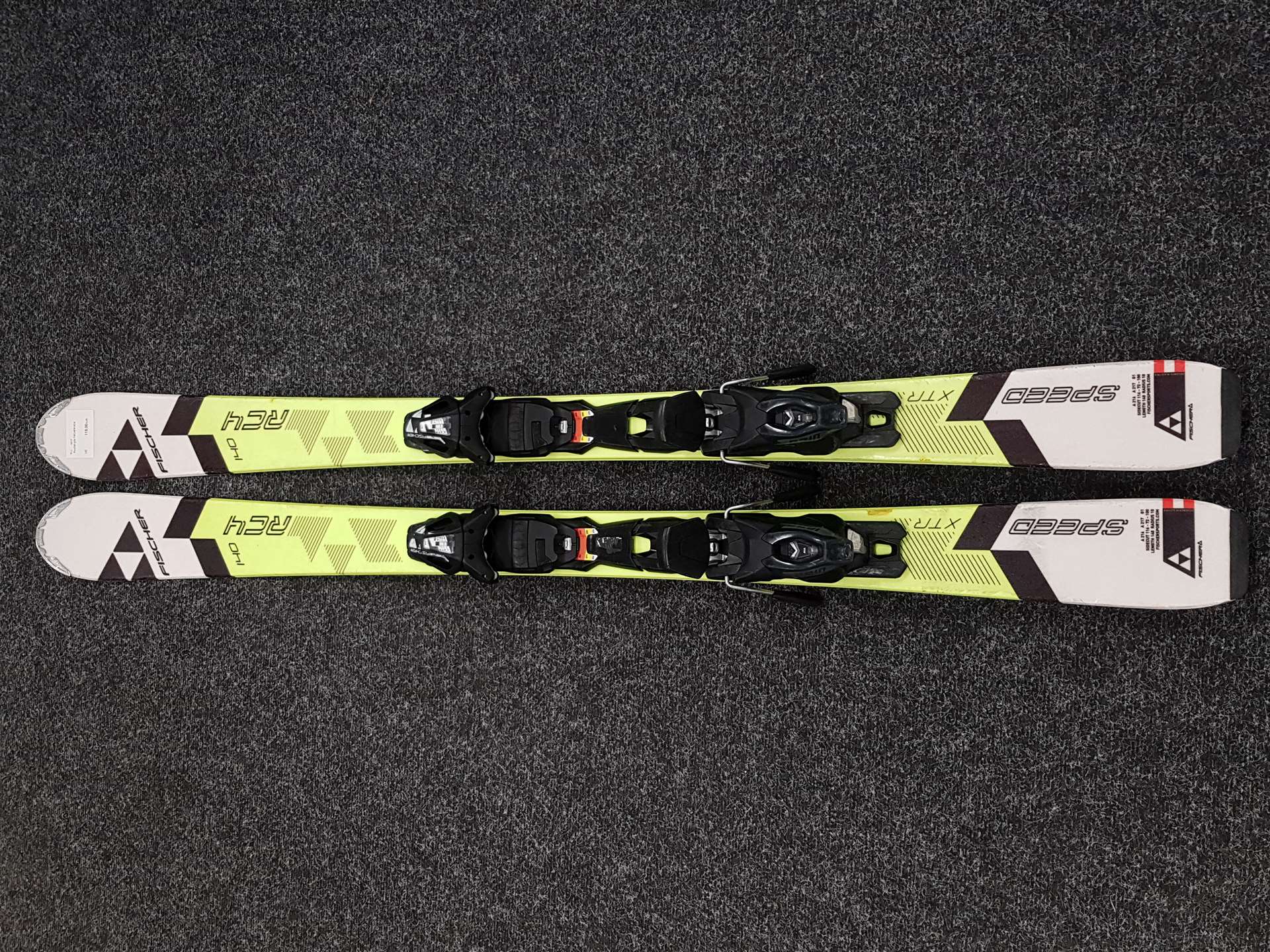 Použité lyže FISCHER RC4
