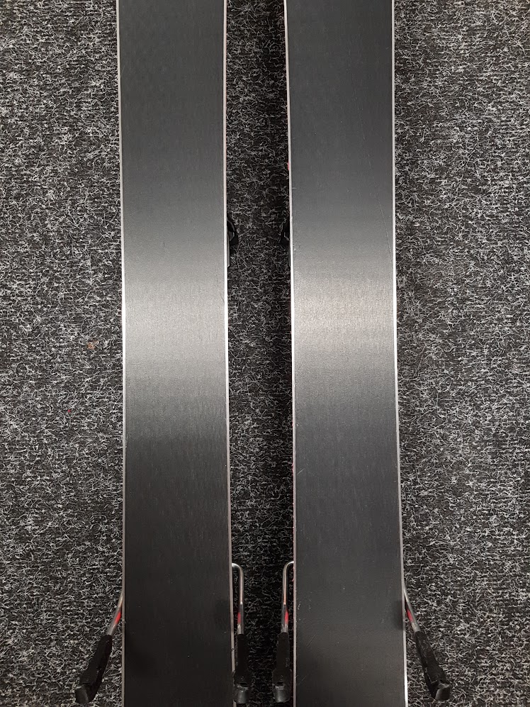 Używane narty Rossignol Hero Carve Multi Turn