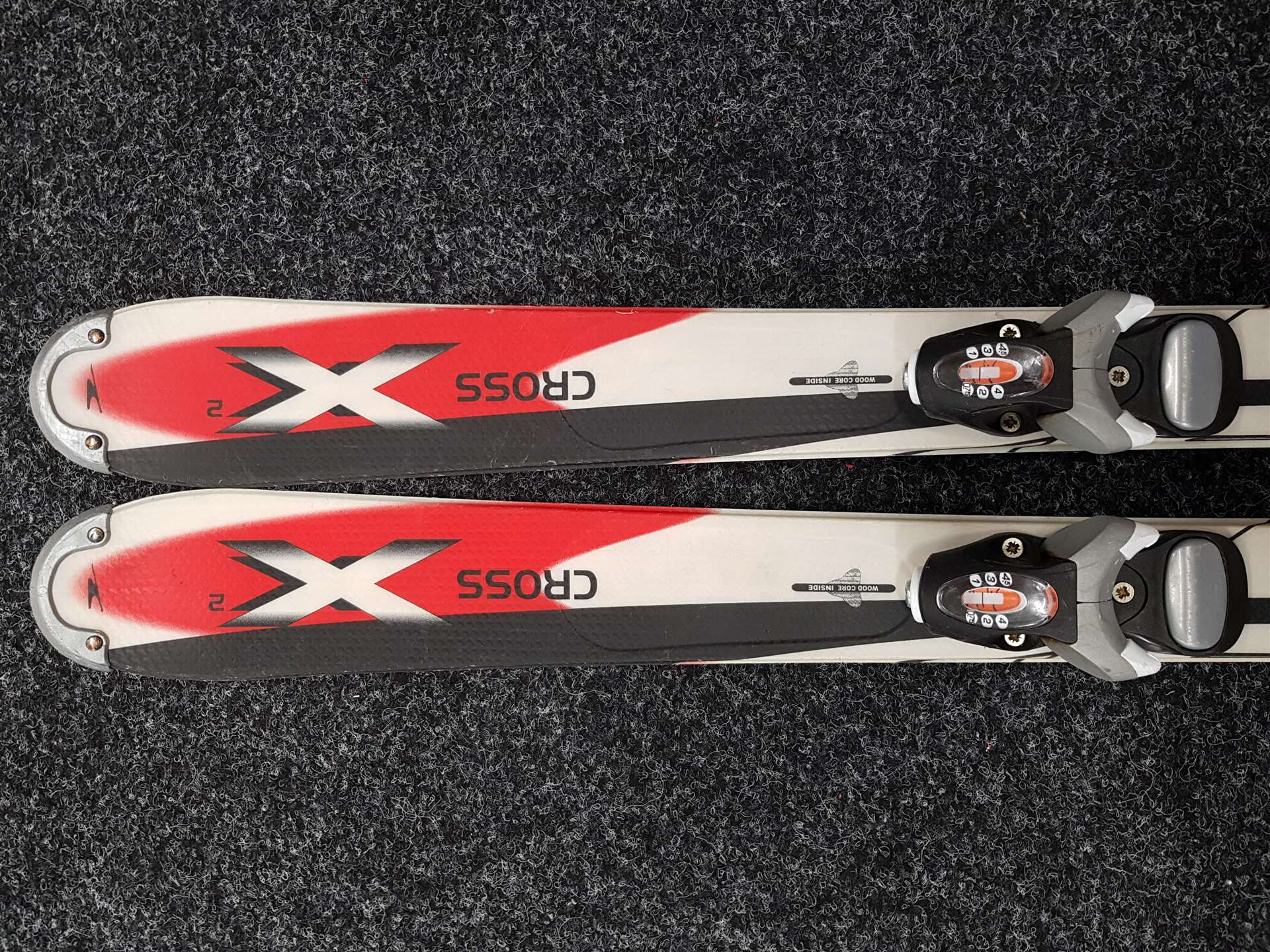 Schiuri Cross X2 folosite