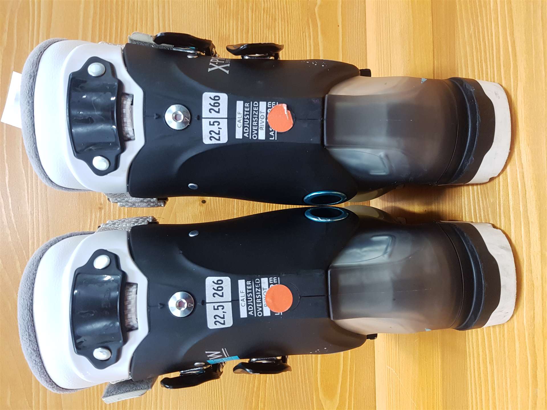 Použité lyžiarky SALOMON X-Pro R80 W