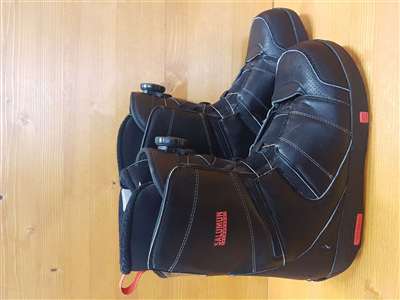 Scarponi da snowboard usati SALOMON Faction
