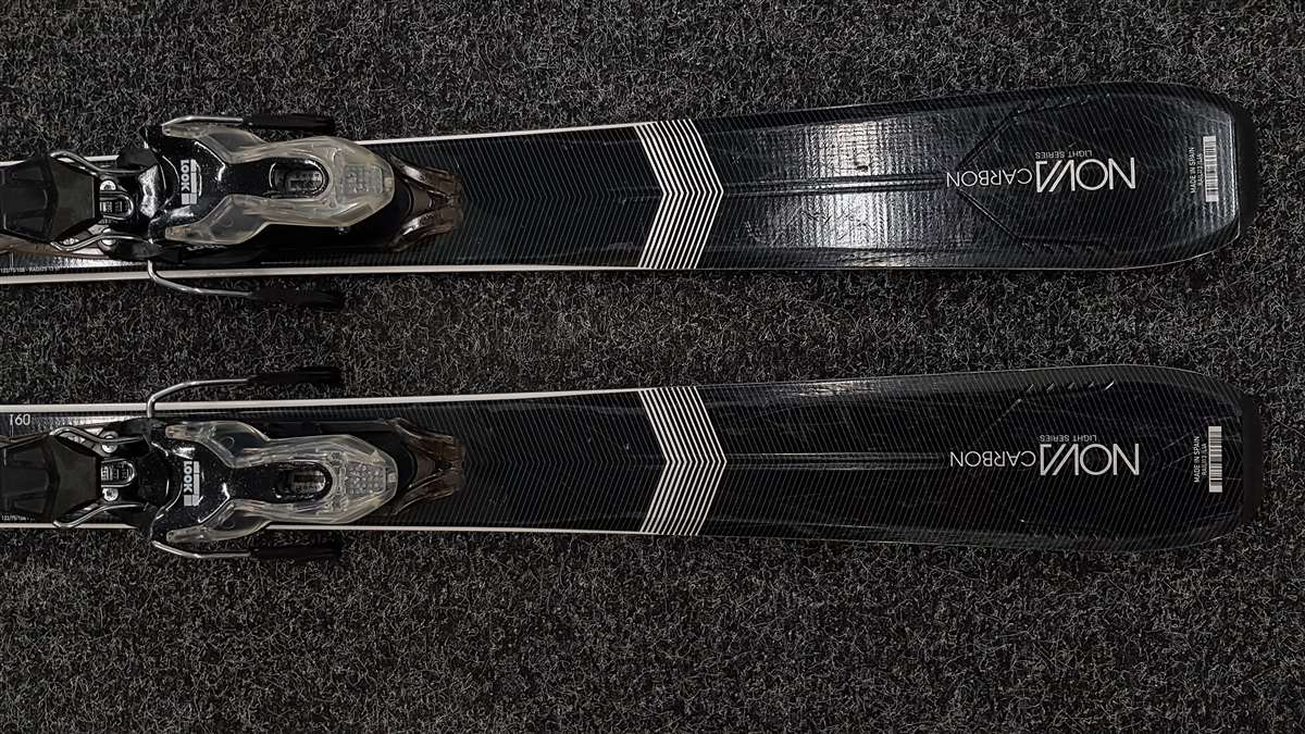 Bazárové lyže Rossignol Nova Carbon