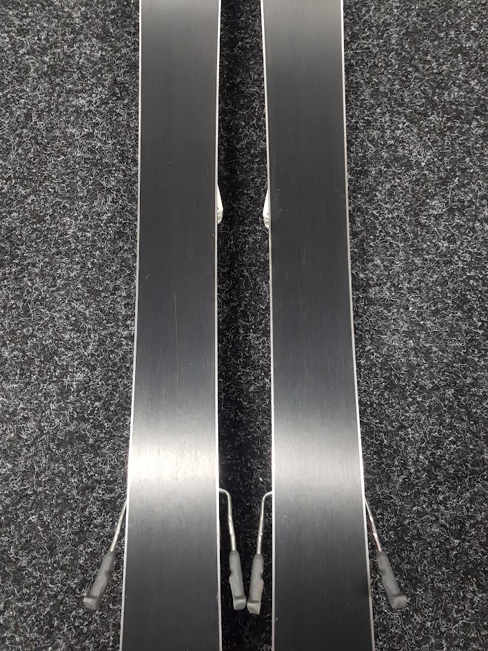 Skis Atomic Race 8 d'occasion