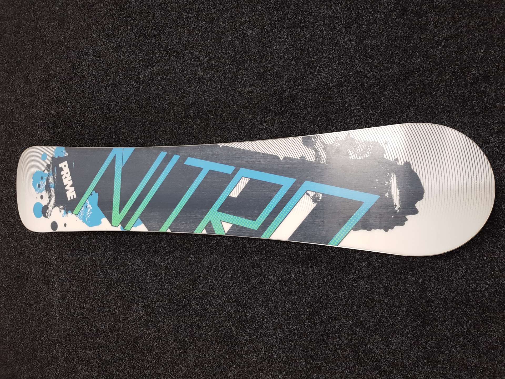 Snowboard usato NITRO Prime + attacchi Generics taglia M/L