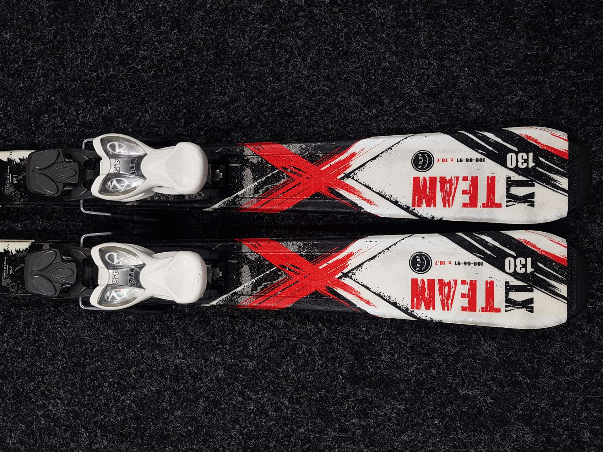 Esquís infantiles usados TECNOPRO XR Team + fijaciones Tyrolia Sympro SP 45