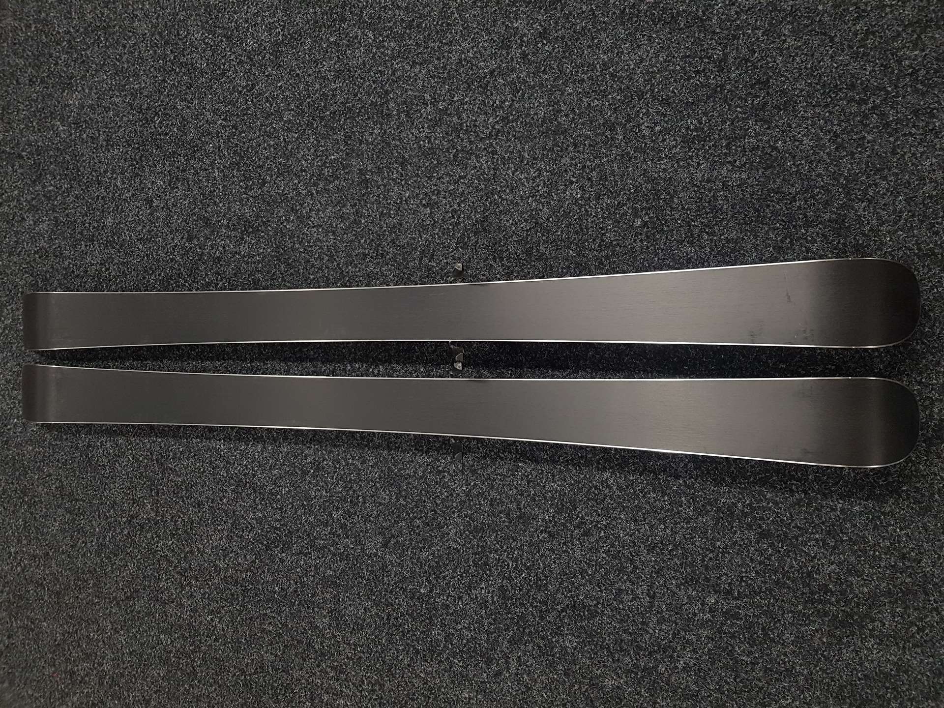 Bazárové lyže  Atomic Twins