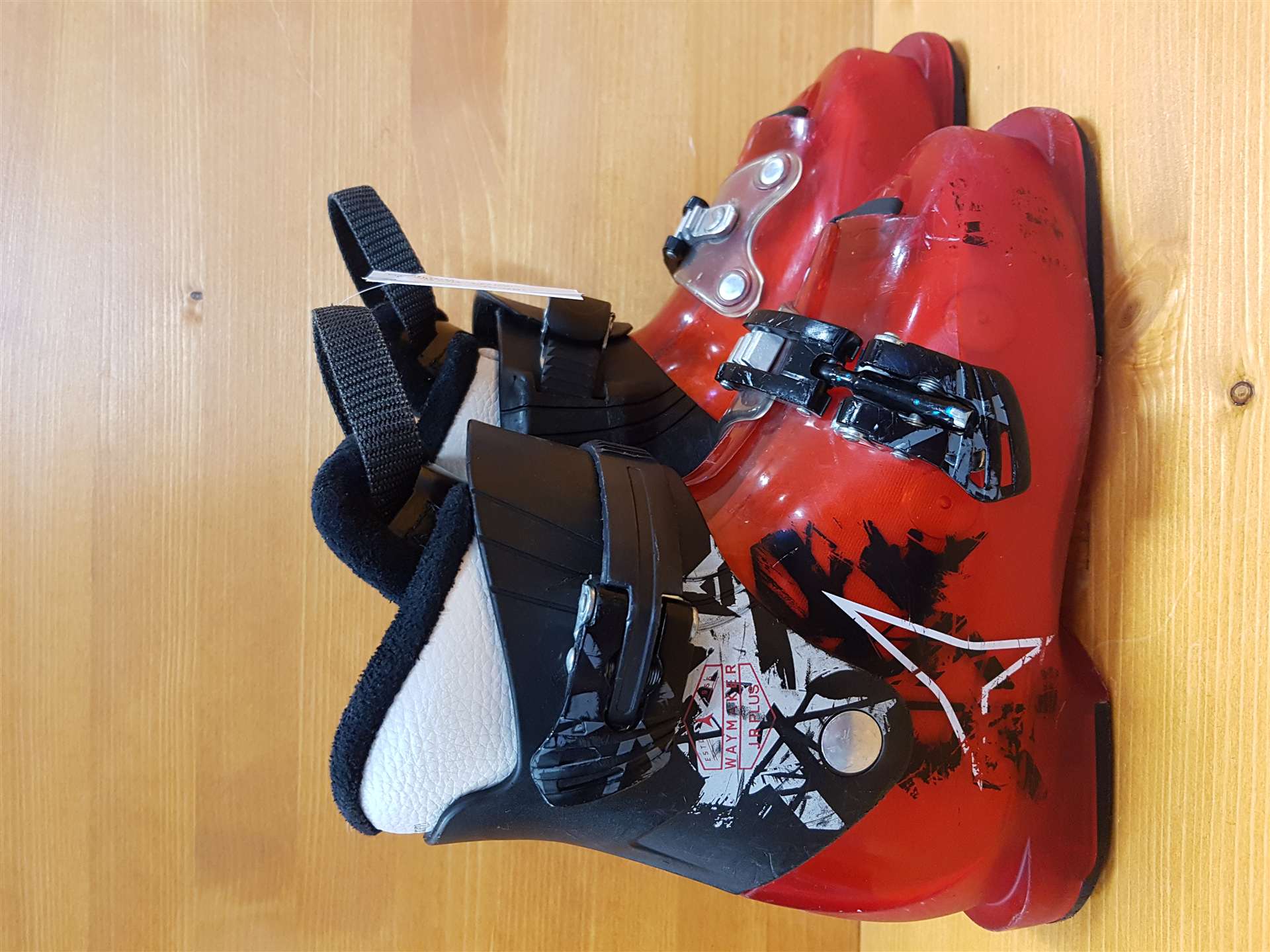 Używane buty narciarskie ATOMIC Waymaker JR Plus