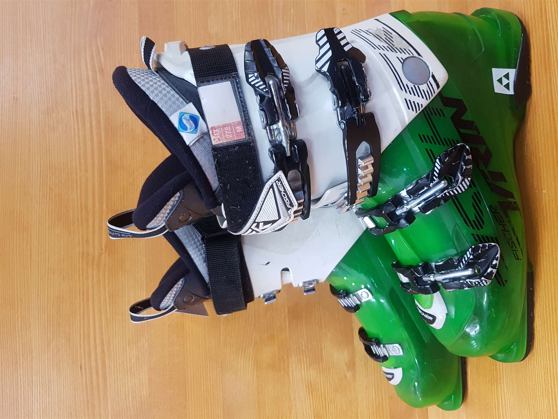 Použité lyžiarky FISCHER Viron