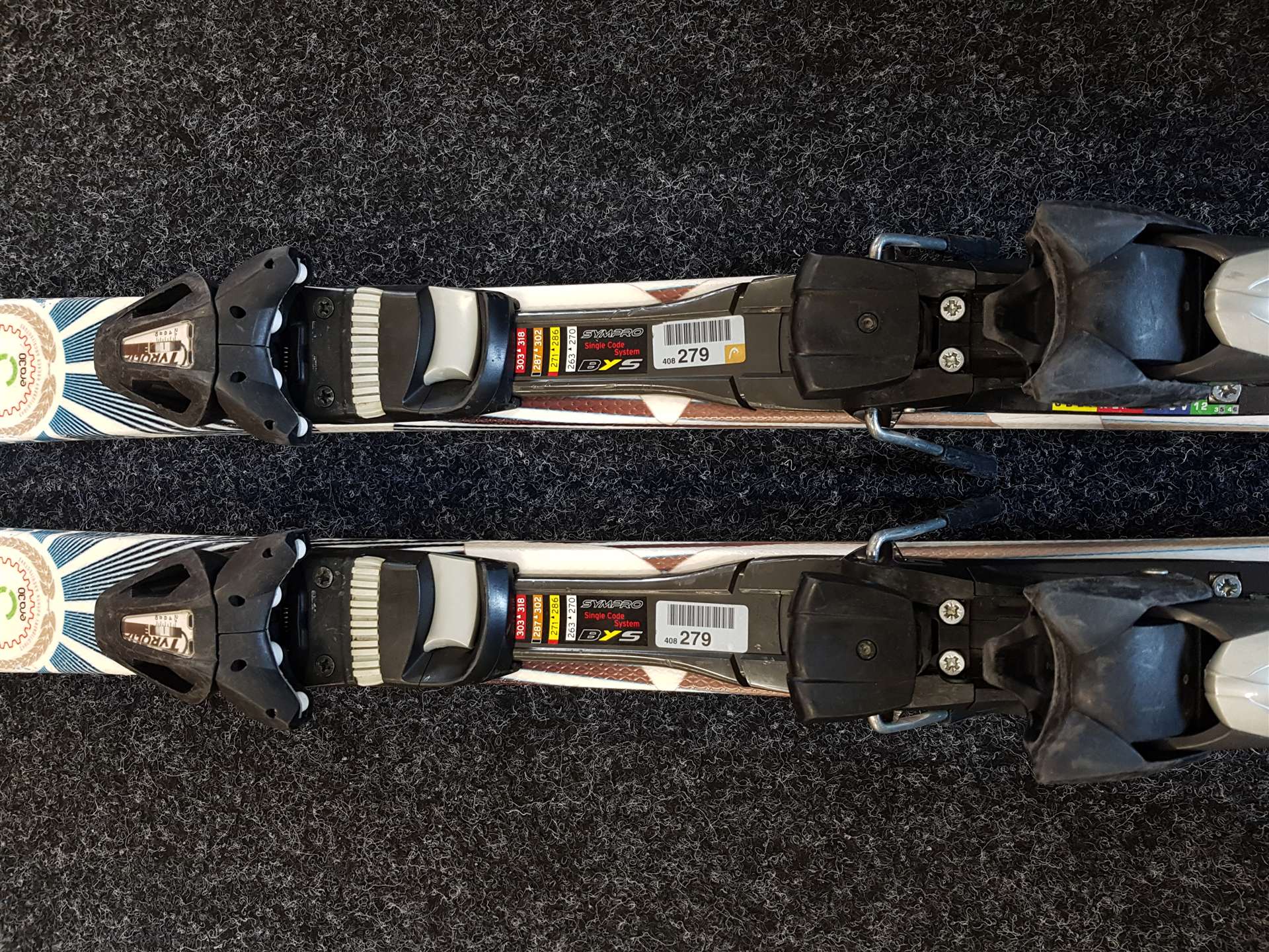 Skis HEAD Rev 70 d'occasion + fixations Tyrolia 10.0