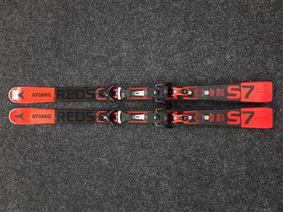 Sci usati ATOMIC Redster S7 + attacchi Atomic M 12