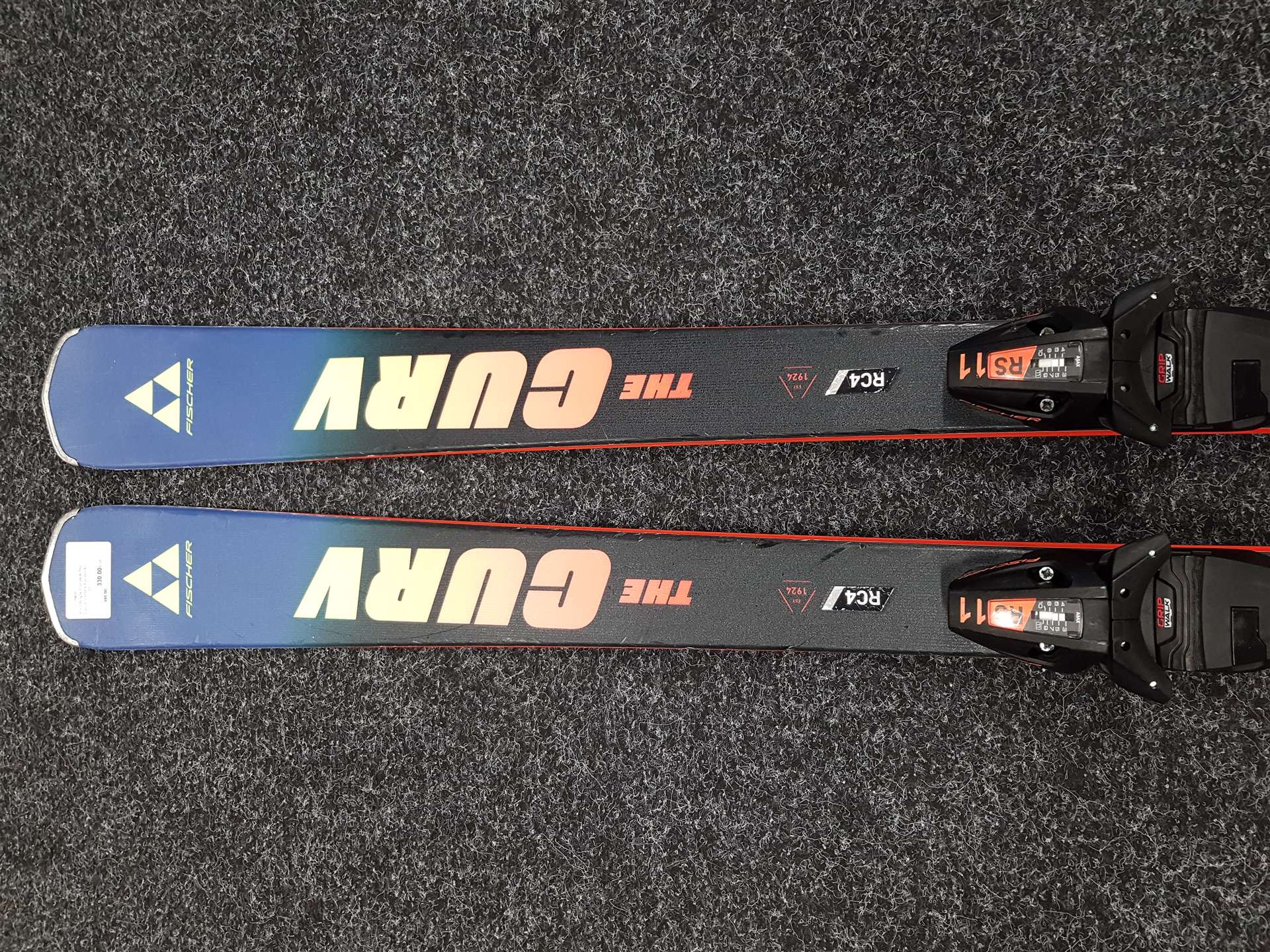 Używane narty FISCHER The Curv + wiązania Fischer RS 11