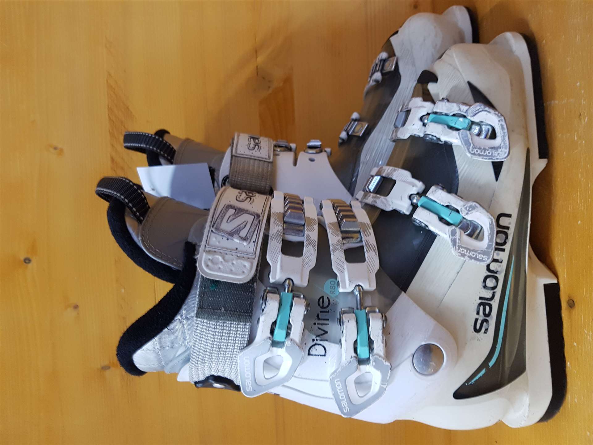 Gebrauchte Salomon Divine R 80 Skischuhe