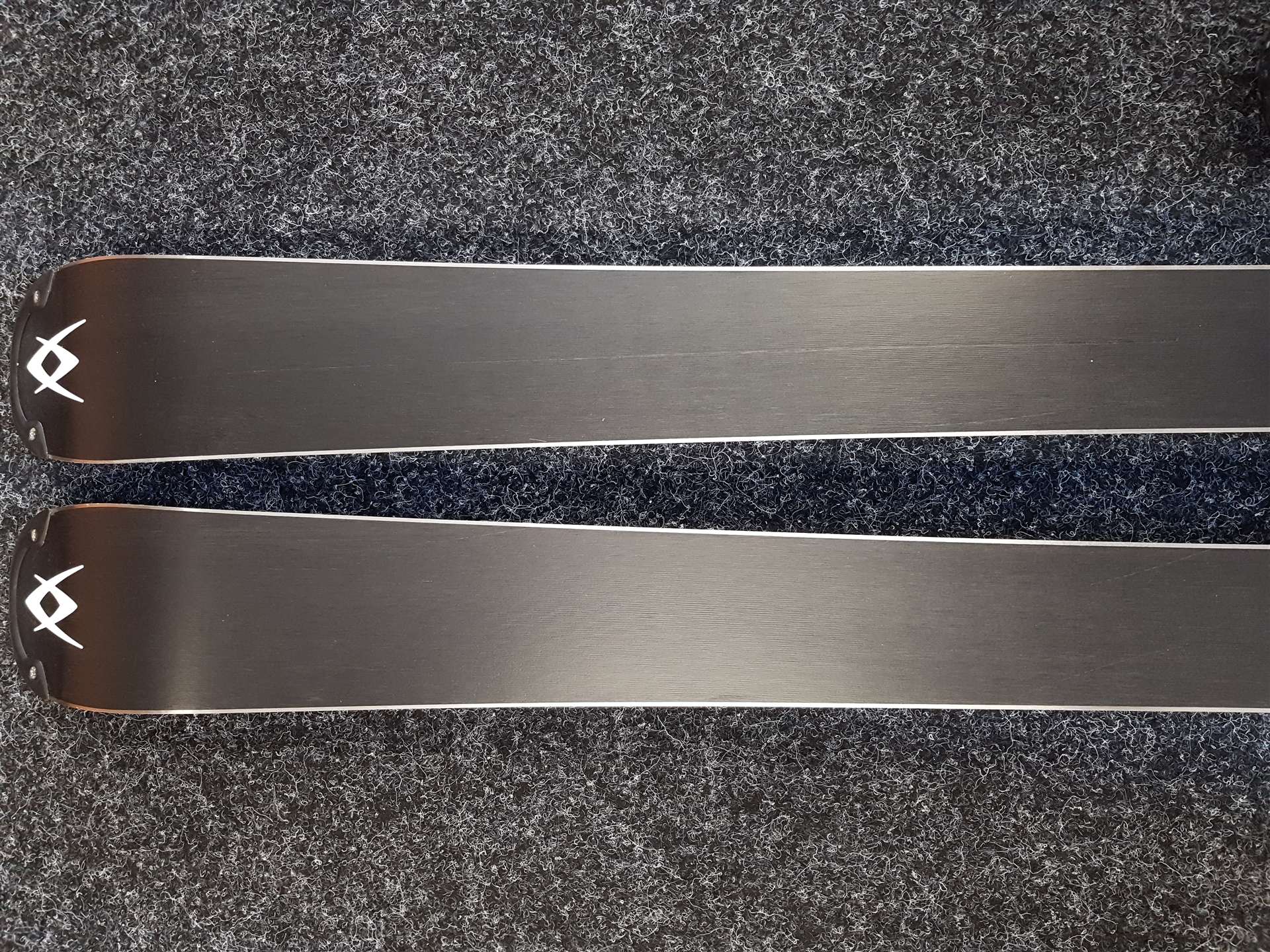 Použité lyže VOLKL Unlimited + viazanie Marker RT 12