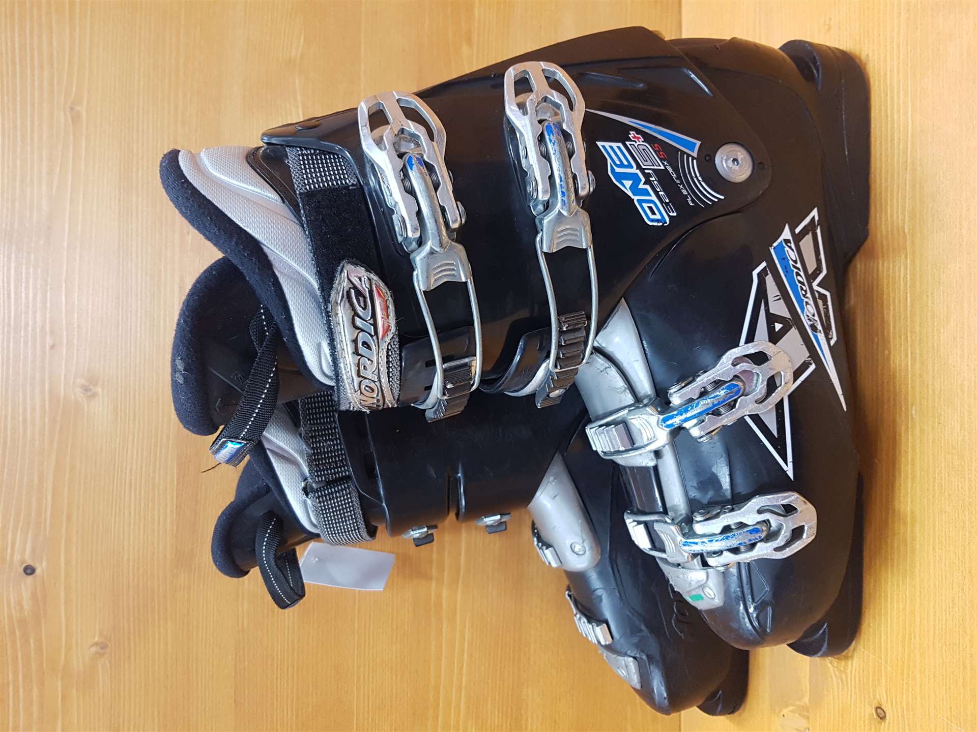 Chaussures de ski NORDICA One d'occasion