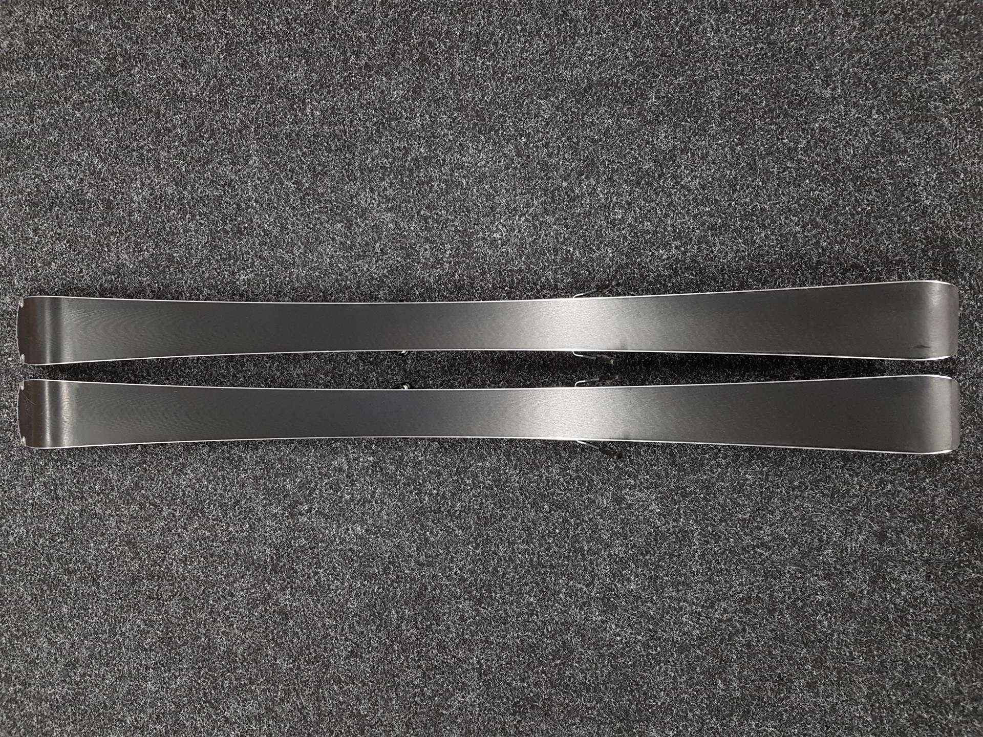 Gebruikte ski's SALOMON S / Max 04 + bindingen Salomon M 10