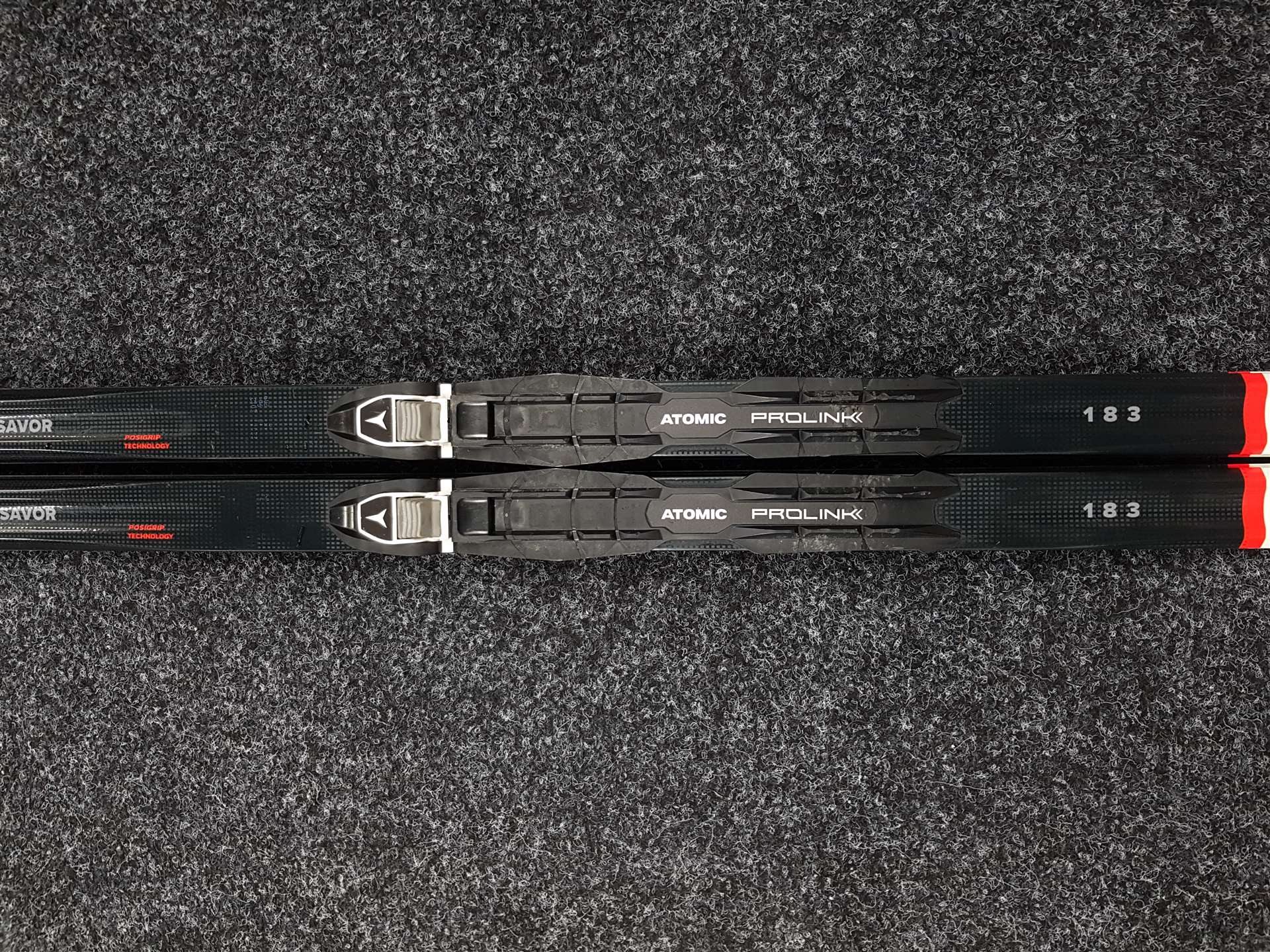 Gebrauchte Atomic Savor XC Langlaufski + NNN Atomic Prolink Bindungen