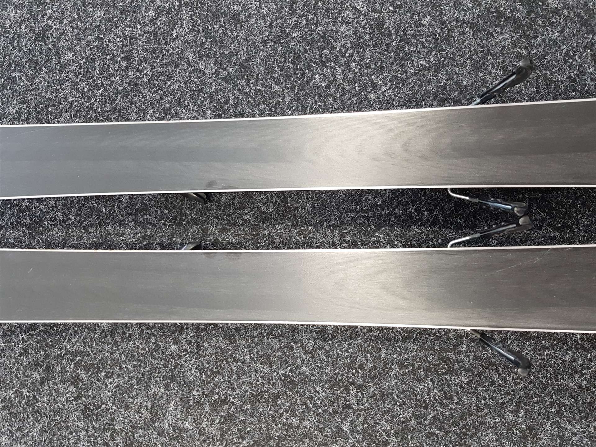 Sci VOLKL RTM 73 usati + attacchi Marker Fastrek 10
