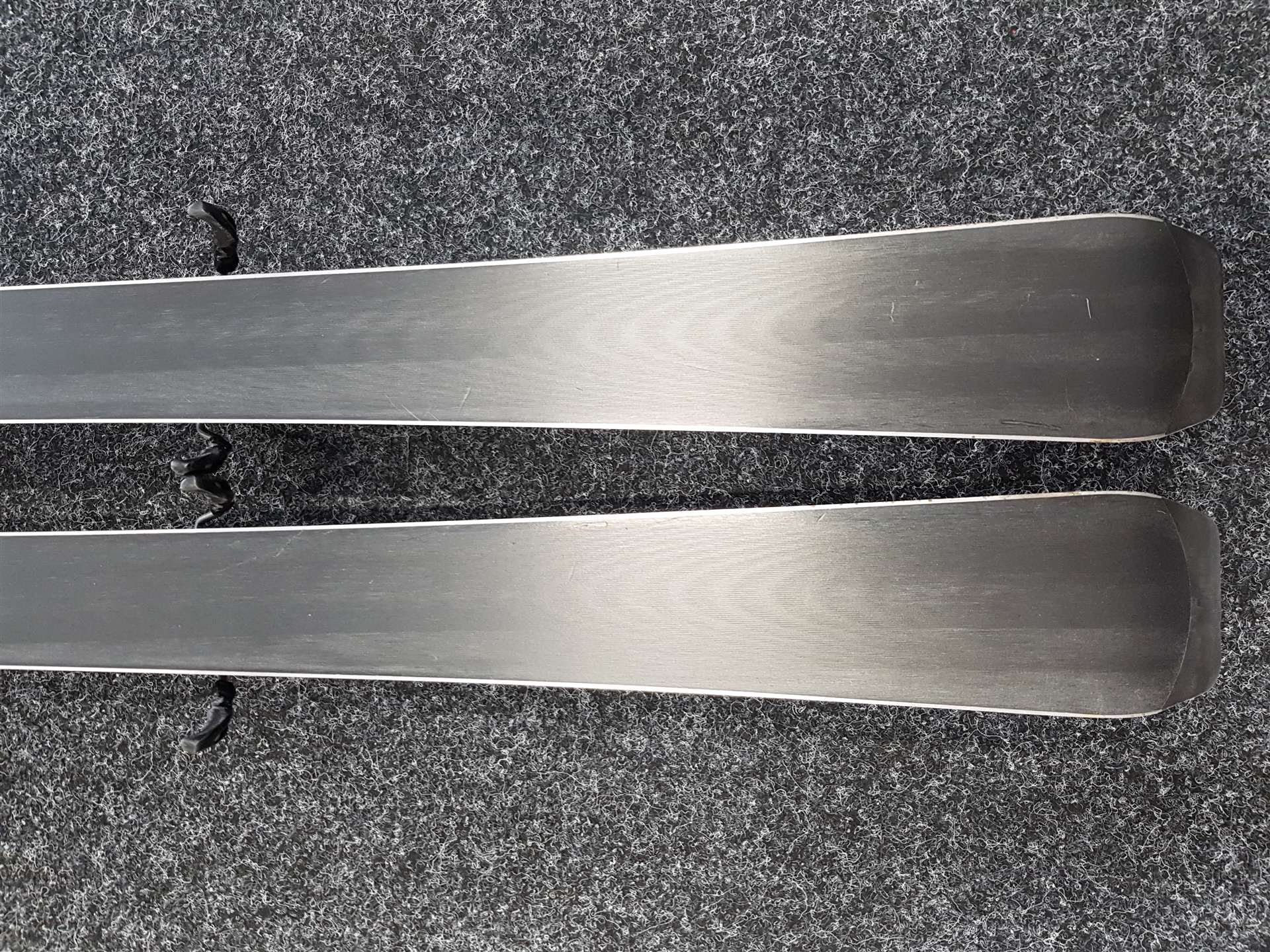 Sci VOLKL RTM 73 usati + attacchi Marker Fastrek 10