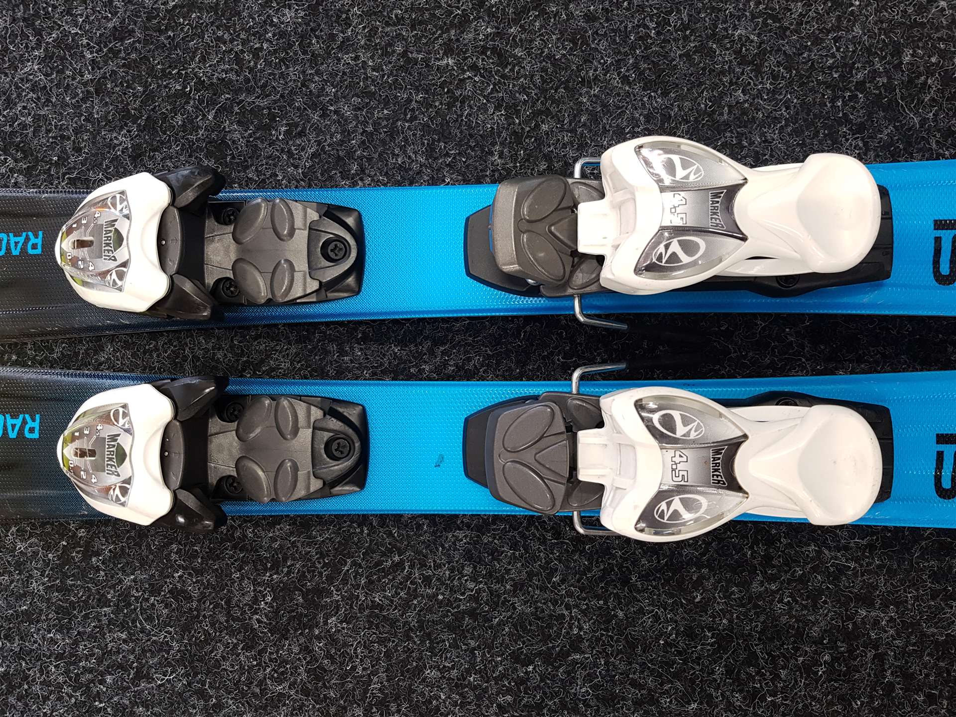 Sci da sci usati per bambini VOLKL Racetiger SL + attacchi Marker 4.5