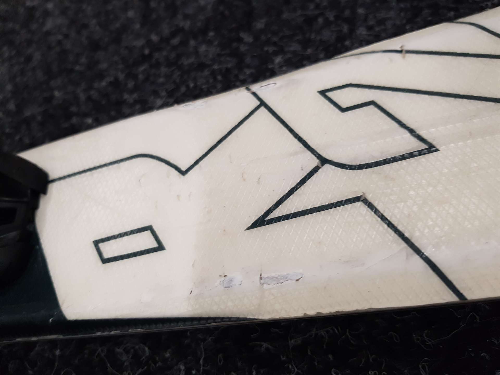 Sci usati ROSSIGNOL React 2 Carbon + attacchi Look Xpress 10