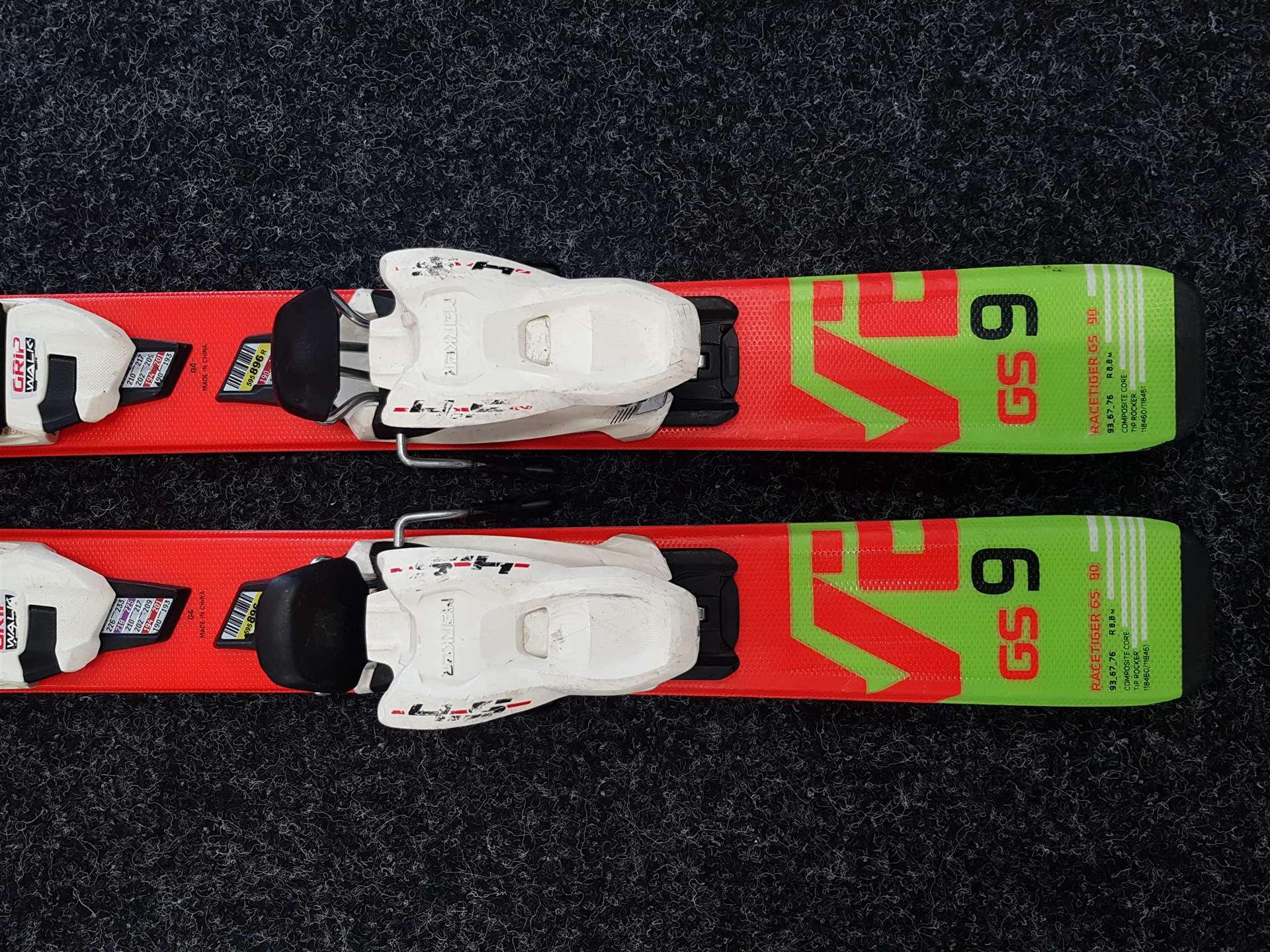 Używane narty dziecięce VOLKL Racetiger GS + wiązania Marker 4.5