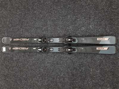 Sci FISCHER Aspire usati + attacchi Fischer RS 9